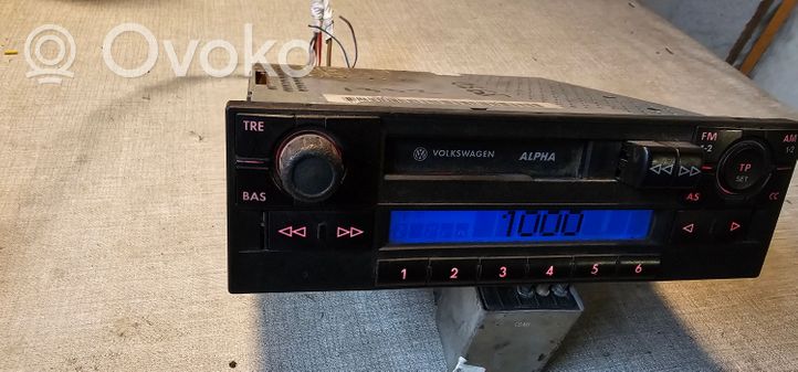 Volkswagen PASSAT B5 Panel / Radioodtwarzacz CD/DVD/GPS 6X0035153A