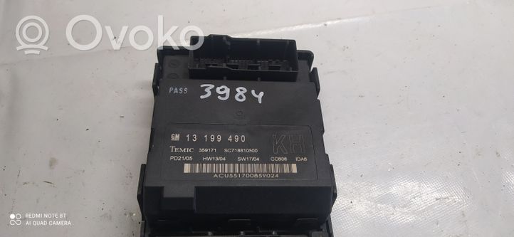 Opel Vectra C Module de fusibles 518721204