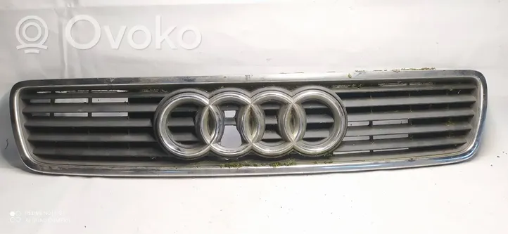 Audi A4 S4 B5 8D Maskownica / Grill / Atrapa górna chłodnicy 8D0853651D