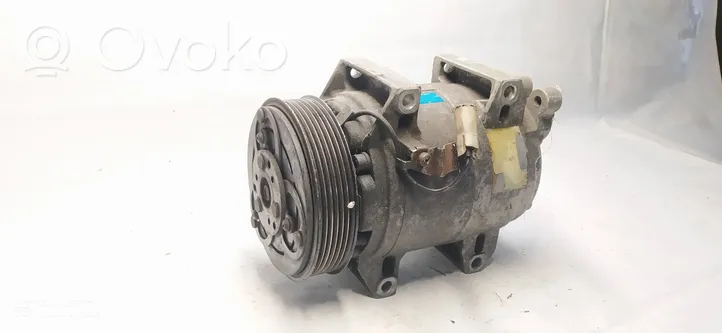 Volvo V70 Air conditioning (A/C) compressor (pump) 8708581