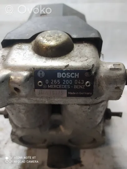 Mercedes-Benz C W203 ABS Pump 0265200043