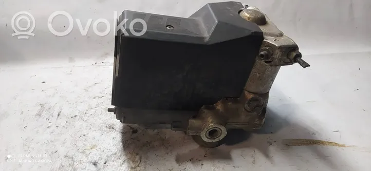 Mercedes-Benz C W203 ABS Pump 0265200043