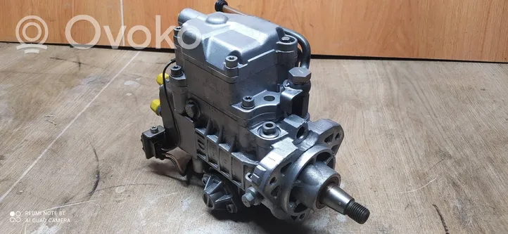 Volvo V70 Polttoaineen ruiskutuksen suurpainepumppu 0460415990