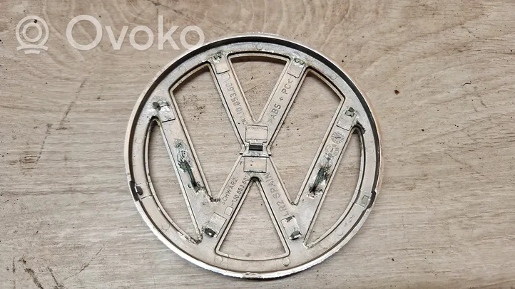 Volkswagen Golf IV Emblemat / Znaczek 1J0853601