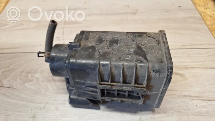 Toyota Corolla Verso E121 Cartouche de vapeur de carburant pour filtre à charbon actif 7770412490