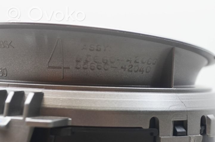 Toyota RAV 4 (XA40) Copertura griglia di ventilazione cruscotto 5566042060