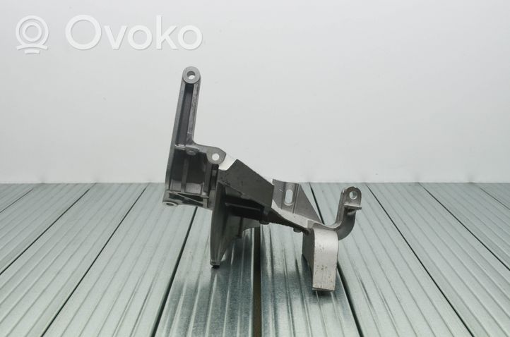 Ford Kuga II Engine mounting bracket F1BQ9B470AA