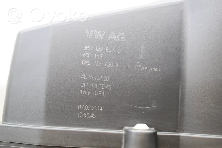 Skoda Rapid (NH) Boîtier de filtre à air 6R0129607C