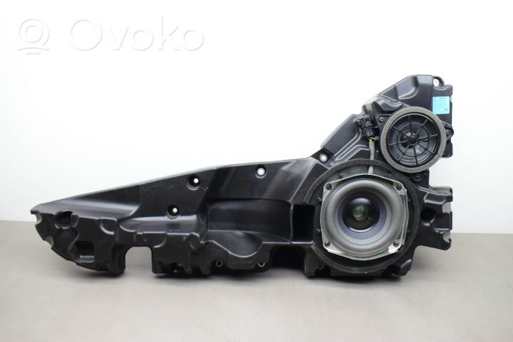 Audi Q7 4M Garsiakalbis (-iai) priekinėse duryse 4M0035297