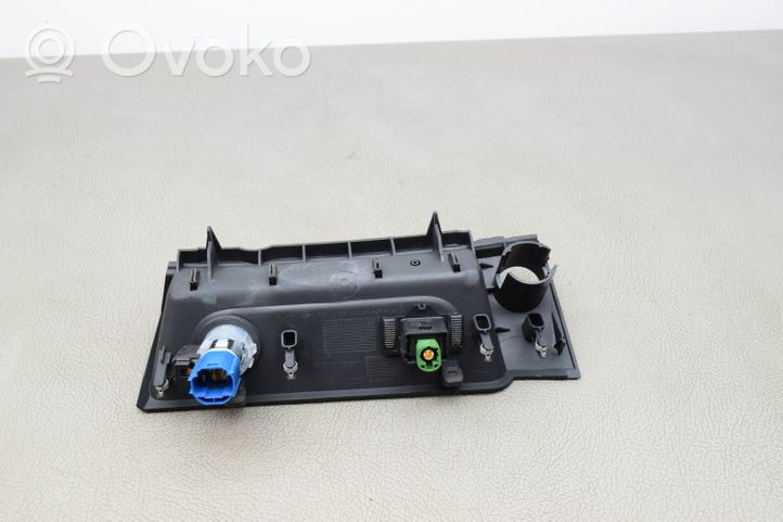 Audi A4 S4 B9 USB socket connector 8W2864131B