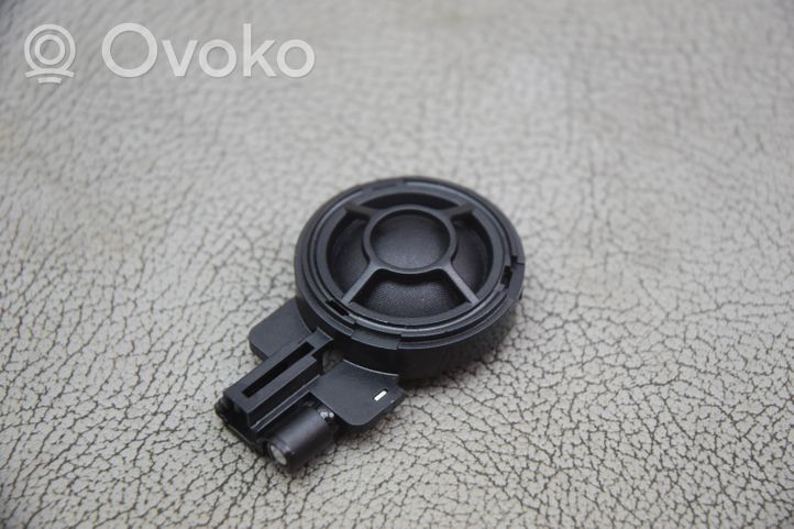 Audi Q7 4M Altavoz de la puerta delantera 4M0035399A