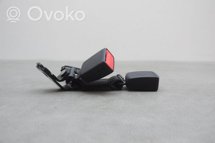 Audi A4 S4 B9 Klamra środkowego pasa bezpieczeństwa fotela tylnego 8W0857739D