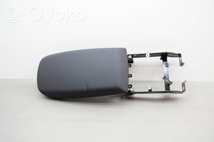 BMW X3 F25 Armrest 10500650