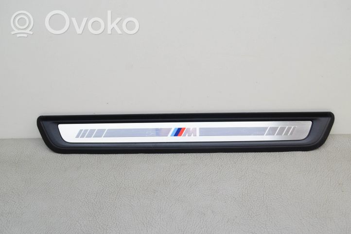 BMW 3 G20 G21 Kita slenkscių/ statramsčių apdailos detalė 7407377