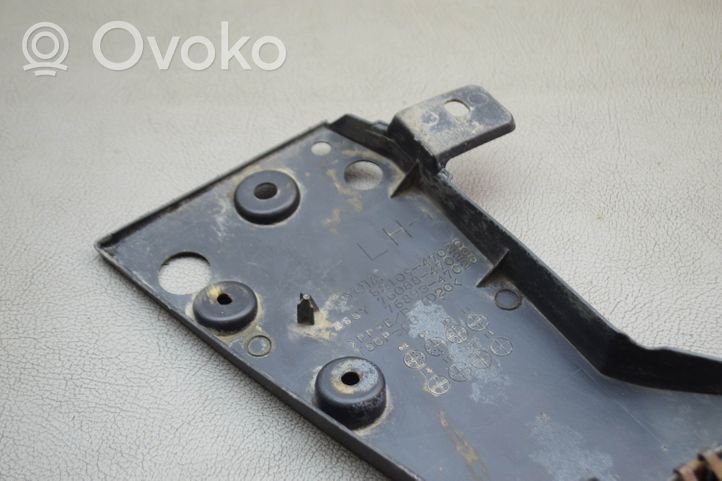 Toyota Prius (XW30) Listwa dolna zderzaka tylnego 52010947020