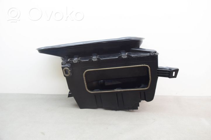 Volvo XC90 Oro paėmimo kanalo detalė (-ės) 31353768