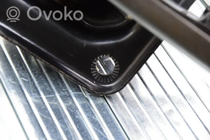 Volkswagen Jetta VI Braccio di controllo sospensione posteriore superiore/braccio oscillante 1K0505226H
