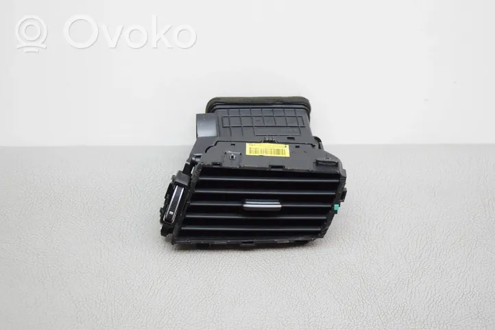 KIA Optima Copertura griglia di ventilazione cruscotto 84795D4000