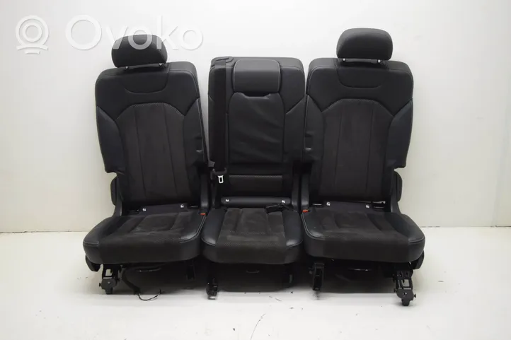 Audi Q7 4M Rear seat 