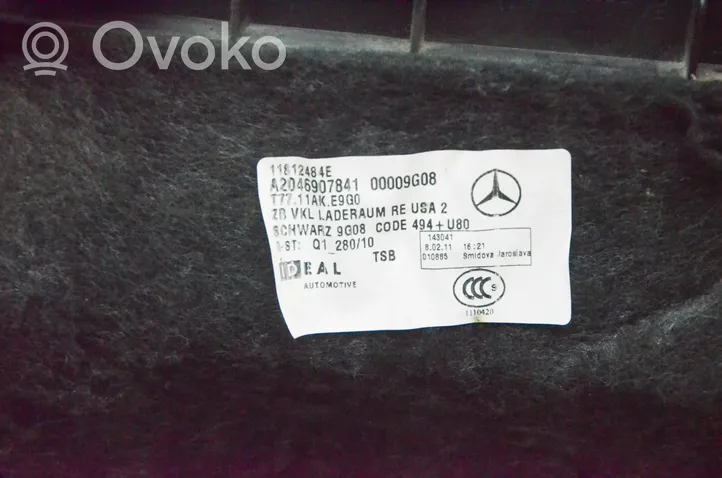 Mercedes-Benz GLK (X204) Boczek / Tapicerka / bagażnika A2046907841