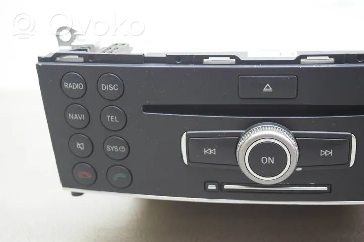 Mercedes-Benz GLK (X204) Radija/ CD/DVD grotuvas/ navigacija A2049006703