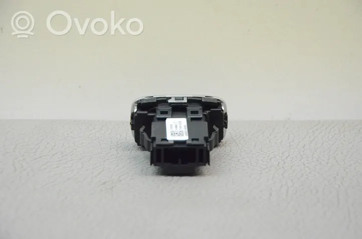 Volvo V60 Engine start stop button switch 31456645