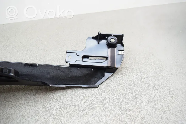 BMW 5 G30 G31 Garniture latérale de console centrale arrière 7387526