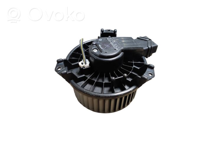 Suzuki SX4 Mazā radiatora ventilators AV2727000311