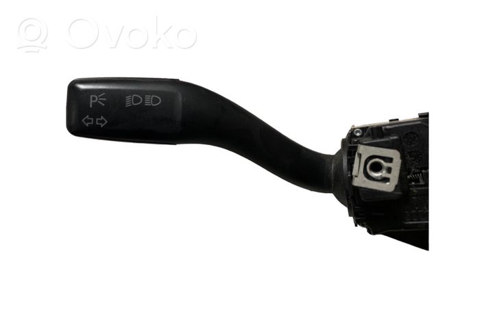 Audi A3 S3 8P Leva/interruttore dell’indicatore di direzione e tergicristallo 8P0907137BC