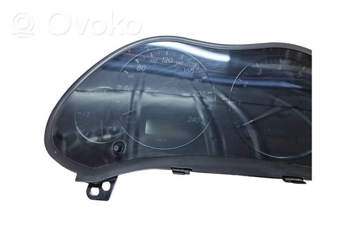 Toyota Avensis T250 Nopeusmittari (mittaristo) MB2574109766