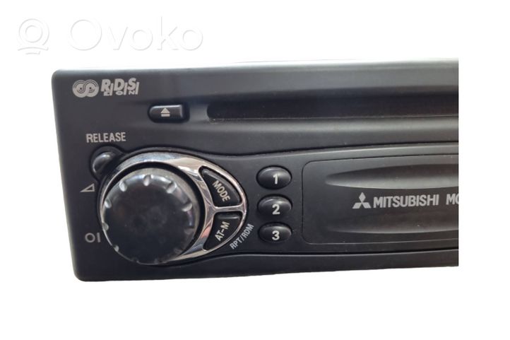 Mitsubishi Space Star Radio/CD/DVD/GPS-pääyksikkö ME323028037016