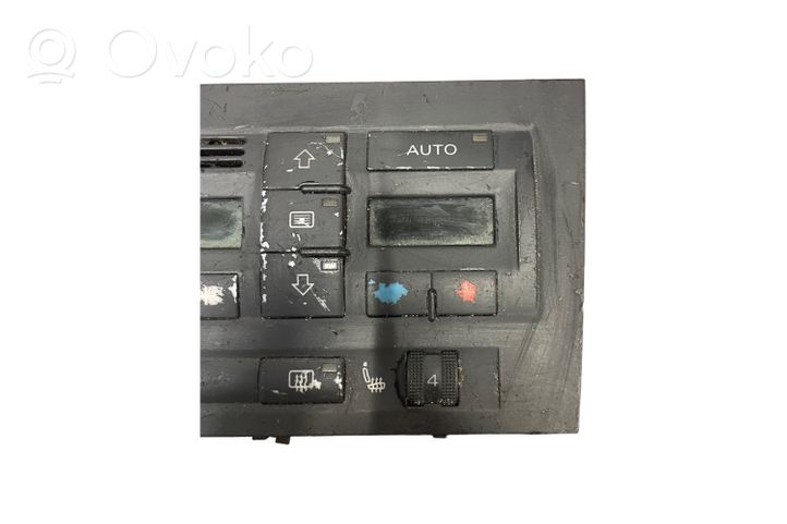 Audi A4 S4 B6 8E 8H Oro kondicionieriaus/ klimato/ pečiuko valdymo blokas (salone) 8E0820043A