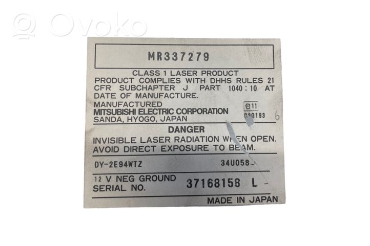 Mitsubishi Carisma Unité principale radio / CD / DVD / GPS MR337279
