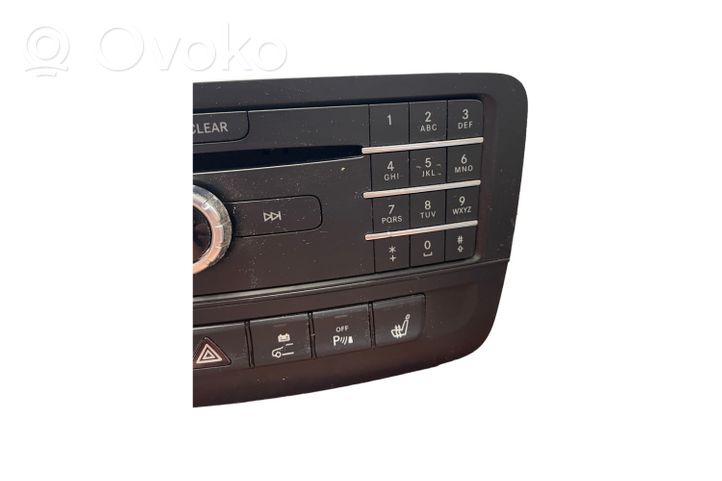 Mercedes-Benz B W246 W242 Radio/CD/DVD/GPS-pääyksikkö A2469011106