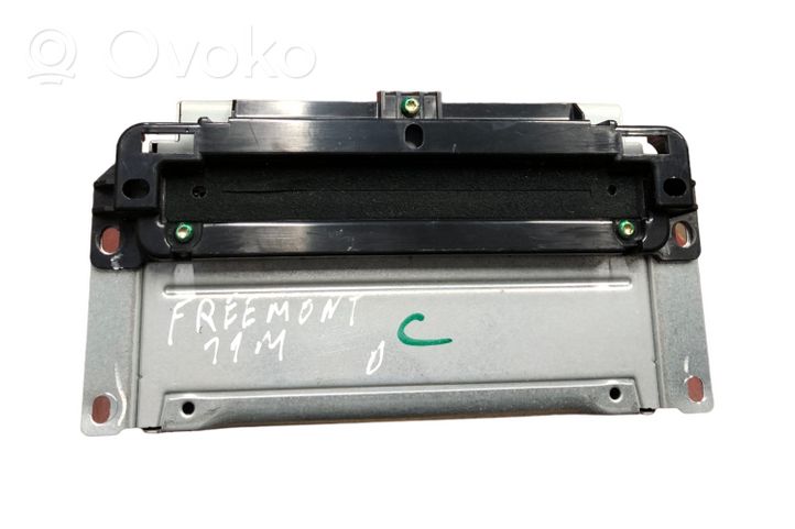 Fiat Freemont Radija/ CD/DVD grotuvas/ navigacija P05091102AD