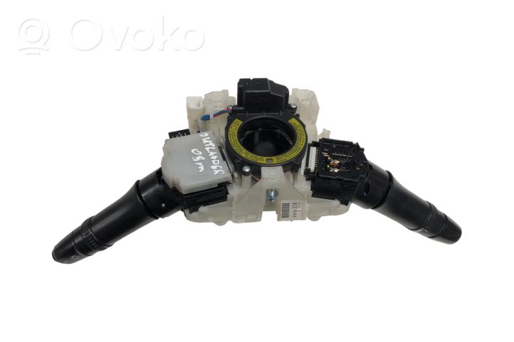 Mitsubishi Outlander Wiper turn signal indicator stalk/switch 8600A228