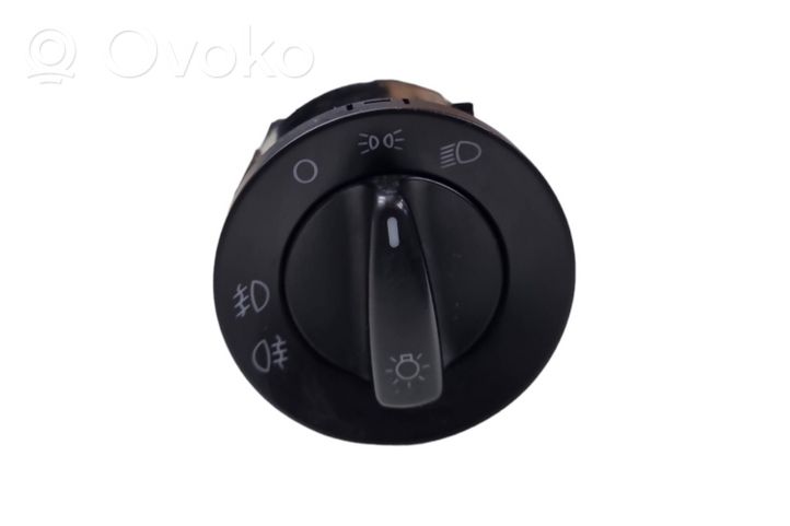 Skoda Roomster (5J) Interrupteur d’éclairage 1U0941531D