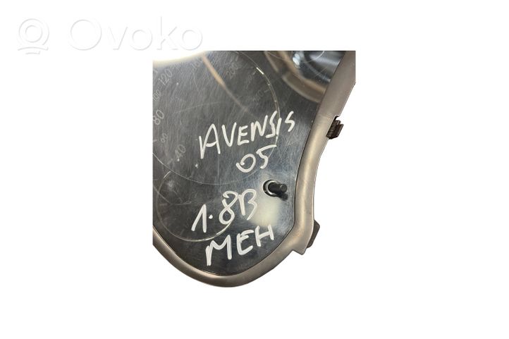 Toyota Avensis T250 Speedometer (instrument cluster) 8380005530H