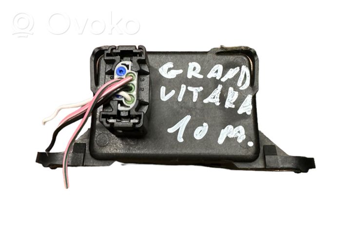 Suzuki Grand Vitara II Sensore di imbardata accelerazione ESP 3394565J00