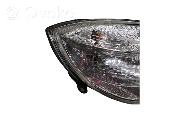 Skoda Fabia Mk2 (5J) Lampa przednia 24783200R