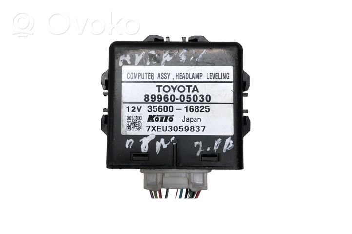 Toyota Avensis T250 Módulo de luz LCM 8996005030