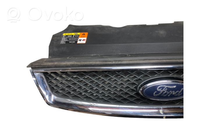 Ford Focus Grille calandre supérieure de pare-chocs avant 4M518200AJ