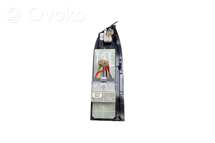 Suzuki Grand Vitara II Interrupteur commade lève-vitre 8372764JOL