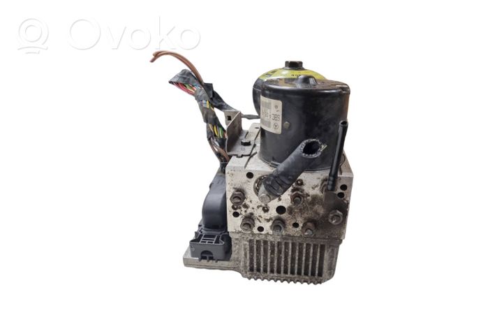 Mercedes-Benz E W211 ABS Pump A0054319712