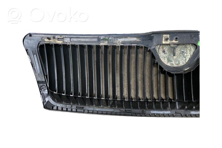 Skoda Octavia Mk2 (1Z) Grille de calandre avant 1Z0853668