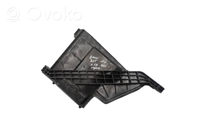 BMW 2 F45 Перегородка у аккумулятора 51717351482