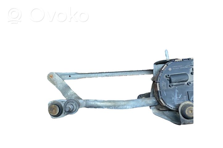 Volkswagen Touran II Mechanizm i silniczek wycieraczek szyby przedniej / czołowej 1T1955119