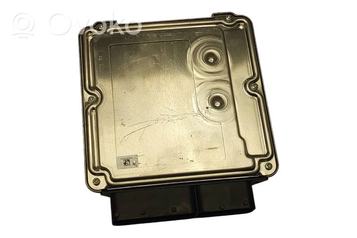 Volkswagen Jetta VI Sterownik / Moduł ECU 04L907309K