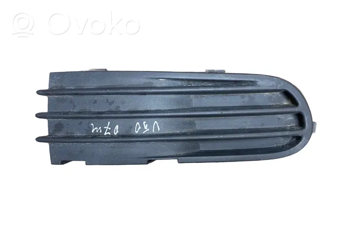 Volvo V50 Pretmiglas luktura dekoratīvais režģis 30657010RH