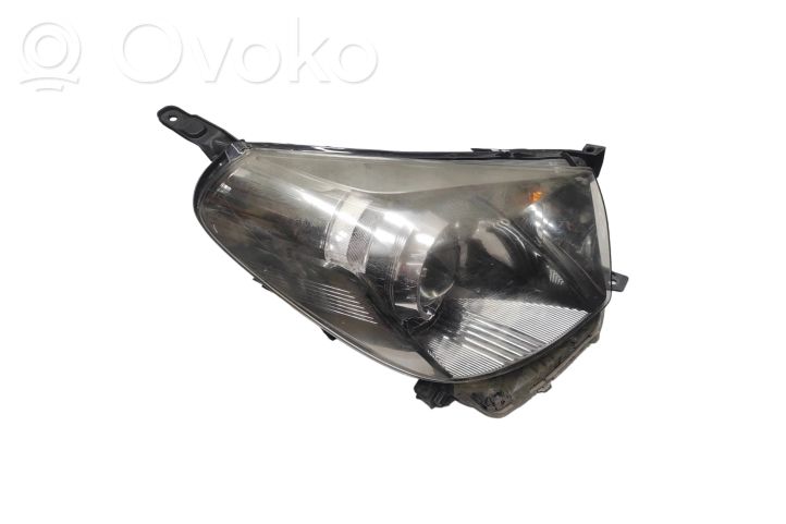 Toyota iQ Headlight/headlamp, 150.00 € | RRR